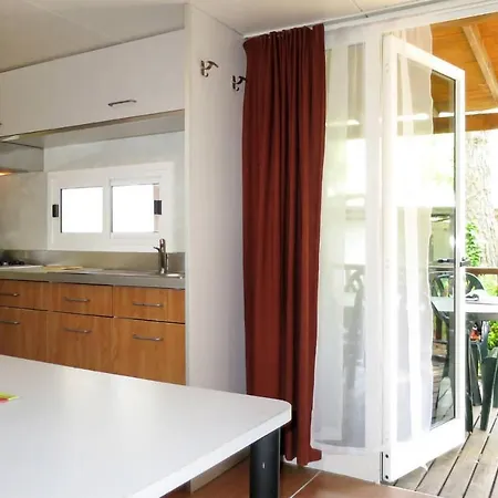 Holiday home Beautiful Stacaravan In Tuoro sul Trasimeno